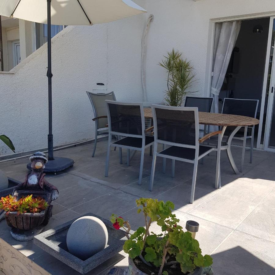 Peaceful Townhouse With Private Pool Near The Sea Apartment Paphos Exterior foto