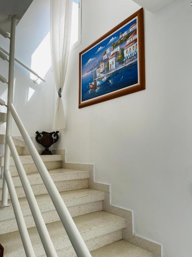 Peaceful Townhouse With Private Pool Near The Sea Apartment Paphos Exterior foto