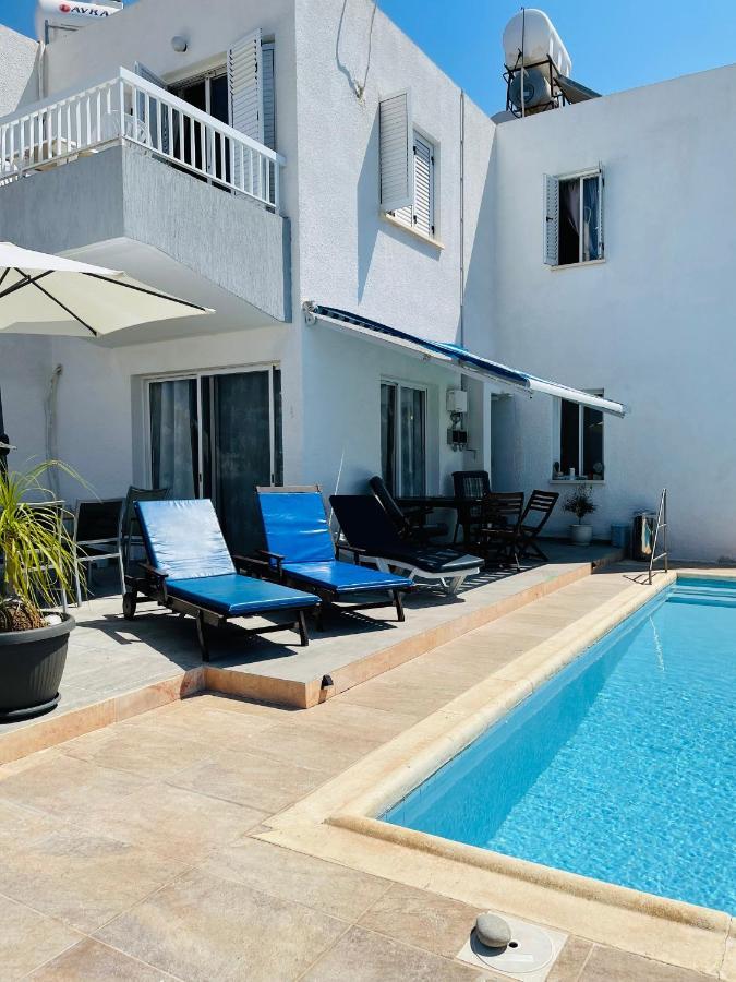 Peaceful Townhouse With Private Pool Near The Sea Apartment Paphos Exterior foto